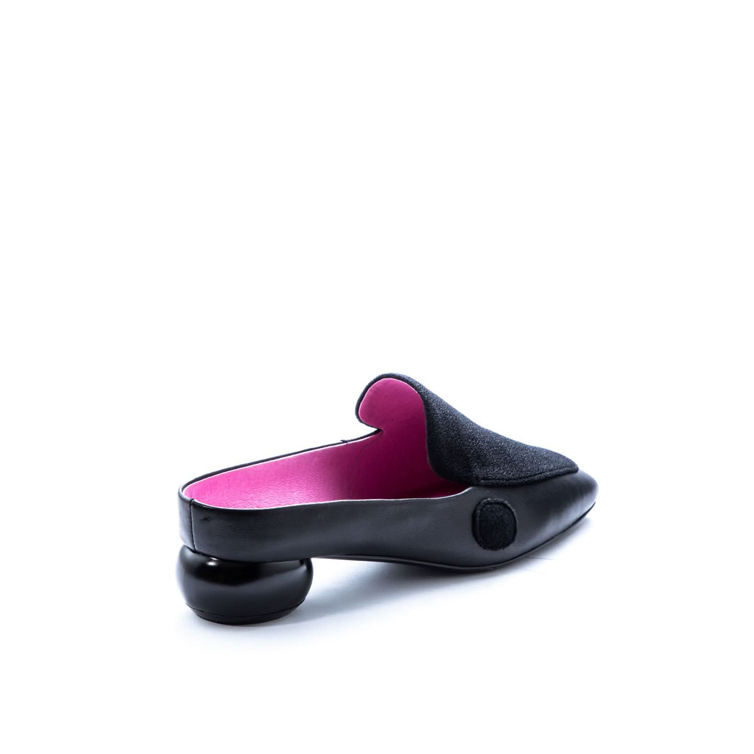 Mule Black:Giày mule da thật màu đen