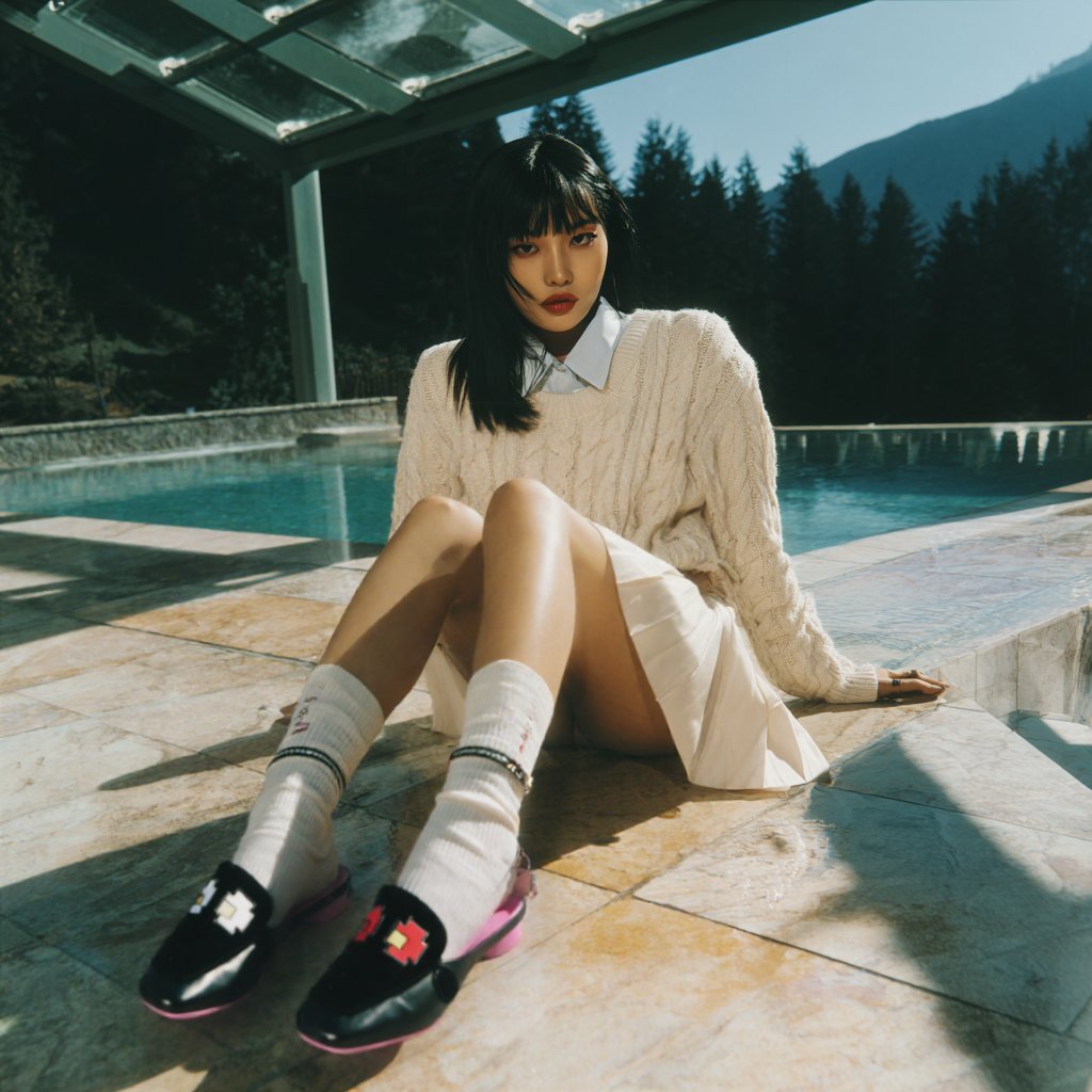 STARING Sticker Shoe Set