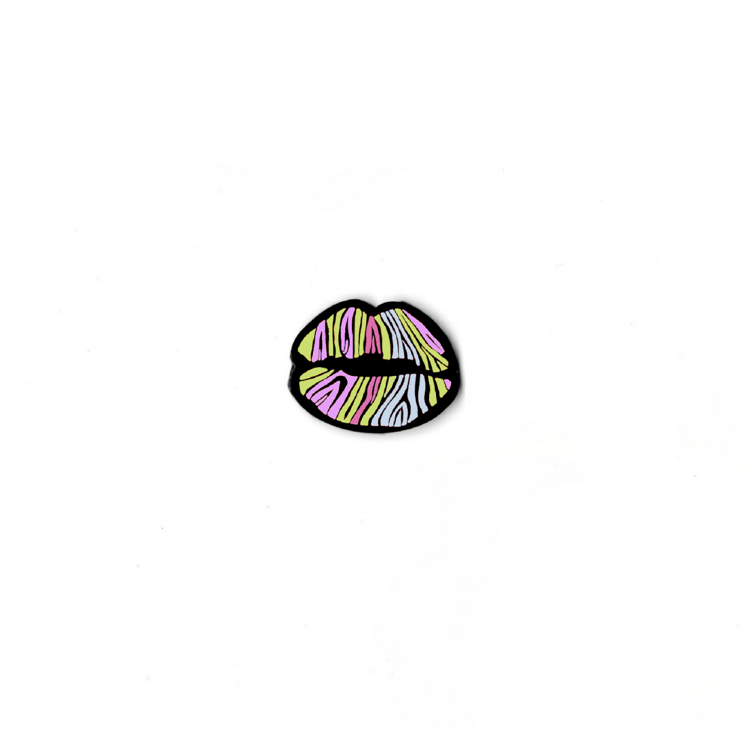 Kiss 6: Versatile Kiss (1 piece)